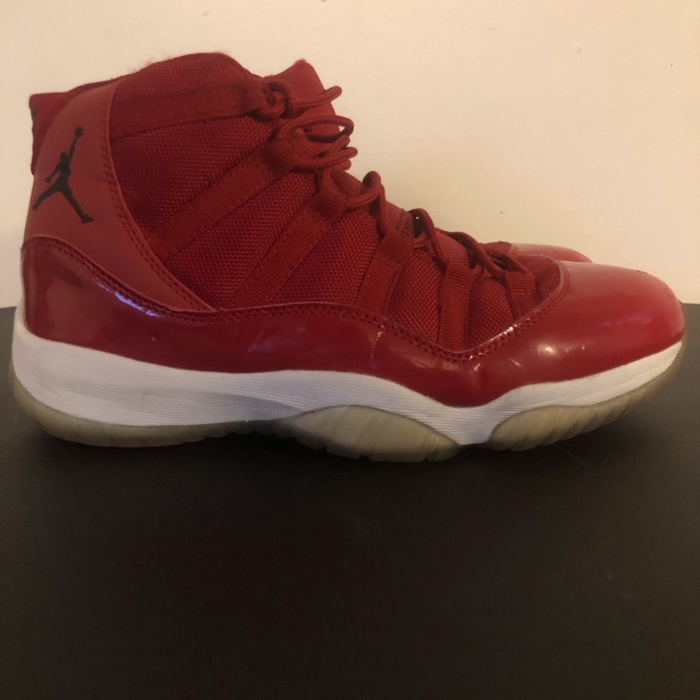 Sneakers size 8.5 $50 a pair OBO pick up S Phila